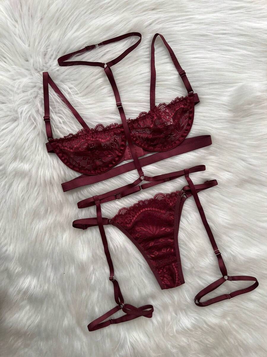 Mit. Lingerie Sexy Gringa Set: Underwire Bra And Adjustable Panties + Full Garter Belt - Burgundy - View 1