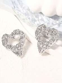 1 Pair Asymmetrical Pleated Lava Texture Hollow Heart Street Style Earrings For Women - Wrinkled Heart - View 5