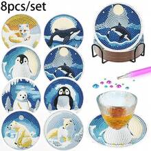 Set di 8 sottobicchieri con motivi di animali artici e antartici, dipinti con diamanti, con supporto, materiali per pittura per principianti, base in legno rotonda con supporto, sottobicchieri isolanti per decorazione della casa, accessori per la scrivania dell'ufficio, regalo di San Valentino - Multicolore - Visualizzare 1