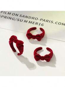 草莓造型戒指盒，内含草莓图案——男女皆宜的结婚、订婚和求婚首饰盒。也是送给丈夫、妻子、女友和男友的精美情人节礼物。戒指盒经久耐用，内衬人造毛皮。首饰盒（款式随机发货）。 - 彩色 - 查看 5