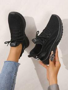 2026 New Women's Breathable Mesh Running Shoes - Lightweight Casual Sports Shoes. With Stable Support, Soft Rubber Sole And Solid Color Design, They Are Suitable For Walking, Jogging And Daily Wear. They Are Fashionable And Comfortable Shoes. - Black - View 3