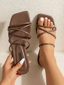 女士时尚优雅咖啡棕色条纹方头平底凉鞋，适合休闲、派对、约会、日常通勤等场合，穿着稳固舒适，时尚优雅的女士平底拖鞋，沙滩鞋，夏季穿搭。 - 咖啡棕 - 查看 2