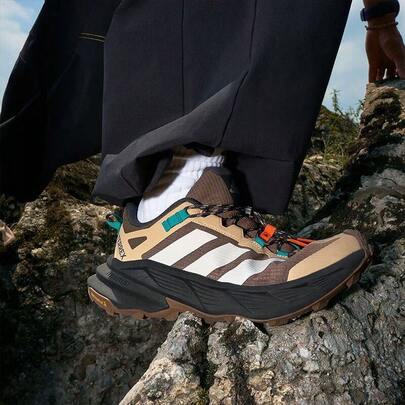  adidas Adizero Adios Pro 4 黑白色舒適百搭耐磨 低筒 馬拉松長跑跑鞋 男款