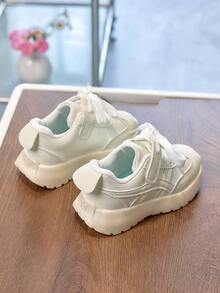 1 đôi giày thể thao cổ thấp unisex mới, chống mài mòn và chống trượt, giày chạy bộ cho trẻ em, giày casual thời trang đa năng cho học sinh, phù hợp cho mọi mùa. - Màu be - Xem 5