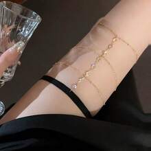 Una nueva y elegante cadena de pierna de tres capas con flecos y cristales de imitación para mujeres, exquisita y sexy cadena corporal versátil para el verano - Multicolor - Ver 4