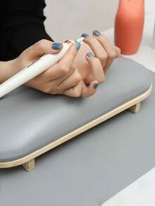 1个舒适美甲手垫，皮革桌面手枕，适用于美甲沙龙、美甲护理，无异味美甲护理配件，适合沙龙或家庭使用，舒适美甲护理 | 时尚美甲枕 | 金色底座，美甲艺术配件 - 彩色 - 查看 2