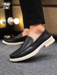 Men's Loafers Moccasins Casual Shoes Slip-On Boat Shoes Slouchy Shoes Leather Soft Bottom Canvas Flat Shoes Black Formal Shoes - Black - View 1