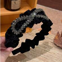 1 件女孩天鹅绒头带，带花朵蕾丝、复古水钻蝴蝶结设计 - 黑色 - 查看 3