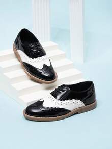 Children's Minimalist Fashion Classic Retro Pointed Toe Leather Shoes - Black and White - View 5