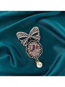 Photo Bouquet Memorial, Lace Charm & Pearl Accent Butterfly Brooch With Your Photo To Commemorate Loved Ones, Gift For Bride - Multicolor - View 4