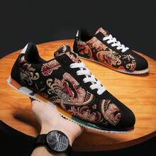 Men's Fashion Traditional Dragon Embroidery Canvas Shoes, Comfortable Rubber Sole Walking Shoes (Shoe Pattern Placement Random) - Black - View 2