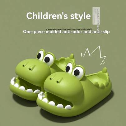 Một đôi dép mùa hè mới dành cho trẻ em được thiết kế với họa tiết khủng long, có đặc tính chống trơn trượt và nhẹ. Sự phối màu bắt mắt khiến chúng phù hợp làm dép xăng đan thời trang đế mềm cho bé gái, giày công chúa thường ngày cho bé gái, dép đi biển chống trơn trượt, và lý tưởng cho cả sử dụng trong nhà và ngoài trời. Chúng cũng thích hợp cho bé trai.