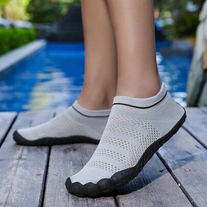 Giày đi nước nữ không đế, vớ đi nước, giày thể thao leo núi, giày thể thao dưới nước, giày bơi, giày bơi bãi biển, giày bơi hồ bơi, giày lặn biển, đi bộ