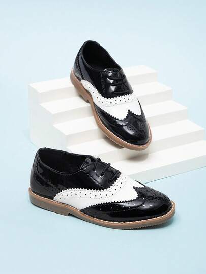 Children's Minimalist Fashion Classic Retro Pointed Toe Leather Shoes