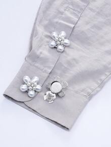 1/2/4pcs Women's Rhinestone Button Covers, Crystal Button Caps, Detachable Clip-On Button Covers, Crystal Fashion Buttons, Suitable For Dresses, Suits, Shirts And Other Garments, Comes With Pressing Pliers Tool - A - View 4
