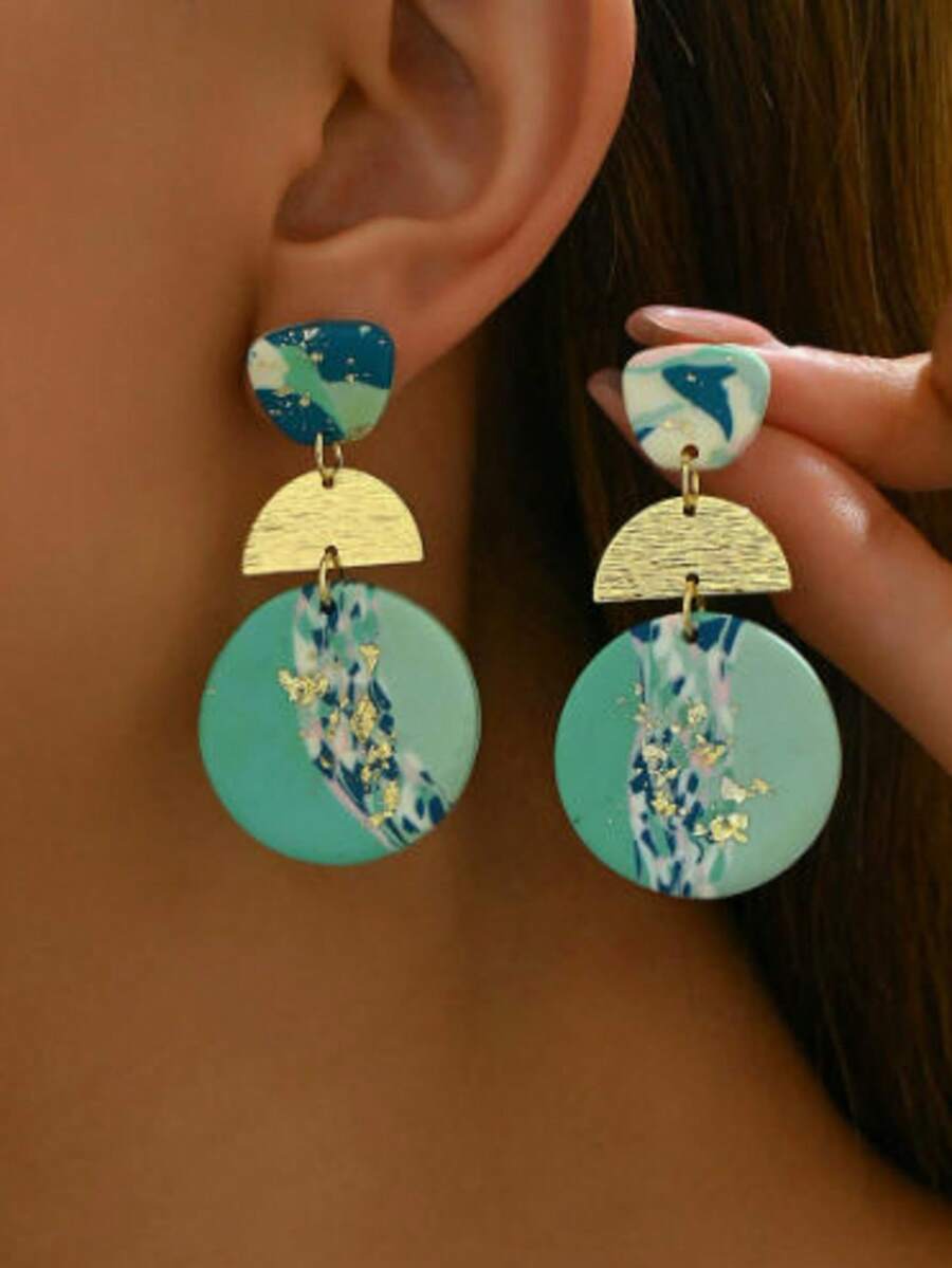 1 Pair Luxurious Fashionable Retro Hong Kong Style Creative Gold-Plated Fan-Shaped Minimalist Earrings, Delicate Geometric Asymmetrical Textured Design (Random Tie Dye Texture) - Multicolor - View 1