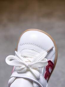 1 Pair Fashionable Baby Shoes, Toddler Soft Sole Casual Sneakers With Hook And Loop Design, Easy On/Off - Red - View 6