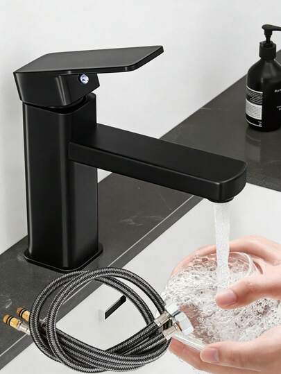 Nowoczesna, czarna, kwadratowa bateria łazienkowa, konstrukcja jednouchwytowa, tworzywo ABS, zawór mieszający wodę zimną i ciepłą, ceramiczny rdzeń zaworu, montaż na blacie z jednym otworem, minimalistyczny styl, odpowiednia do kamperów, toaletek, umywalek i brodzików, zlewozmywaków kuchennych i łazienkowych, nowoczesny dodatek do remontu domu, idealny na prezenty świąteczne i do remontu domu