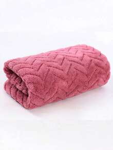 1 pièce/2 pièces/3 pièces/4 pièces Serviettes de famille en polaire de corail douces et absorbantes, de couleur unie, sans peluche, légères, pour couples, séchage rapide pour usage domestique. Serviette de toilette 34*75cm ou serviette de bain 70*140cm ou 1 pièce 34*75cm serviette de toilette + 1 pièce 70*140cm serviette de bain Décoration de salle de bain - Fushia - Voir 11