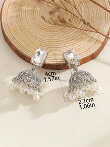 一对简约吉姆卡耳环，优雅奢华的镶钻铃铛白色珠流苏吊坠耳环，甜美可爱，适合女性和女孩日常佩戴，也适合节日、婚礼和派对等场合。 - 經典的 - 查看 2