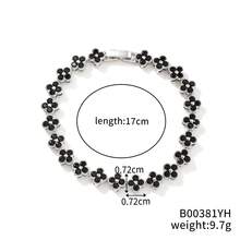 This Lucky Four-Leaf Clover Bracelet Features A Stylish Design With Colorful Zirconia Stones, Making It A Luxurious Piece Of Jewelry. The Green Blessing Is Engraved On Your Wrist, Accompanying You Forever, Bringing Good Fortune. It's A Gift For Idealists, Offering Psychological Comfort. It's Also An Ideal Choice For New Year's Gifts, Valentine's Day Gifts, And Gifts For Ramadan And St. Patrick's Day. - Multicolor - View 14