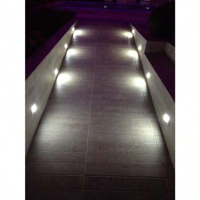 Balizador LED de Embutir Bivolt 4x2 com Fotocelula