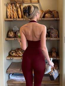 Conjunto de top corto con escote en V y espalda descubierta y pantalones ajustados de yoga para mujer, ideal para el verano - Burdeos - Ver 2