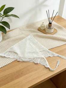 一件装可爱白色复古花卉蕾丝三角巾儿童发带，时尚百搭，适合外出和派对，也可搭配妆容，可用作头巾、发带或腕带，是春夏的理想之选。时尚发带女士头巾 - 彩色 - 查看 5