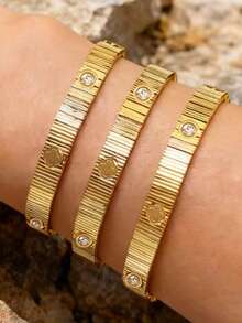 2026 New Fashion Waterproof & Fade-Resistant Titanium Steel Rhinestone Four-Leaf Flower Bracelet, Mother's Day/Valentine's Day Gift, Gift For Wife, Girlfriend, Daughter - Striped Four-leaf Clover Bracelet - View 2