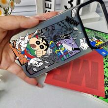 おしゃれなスタイルのドラえもんとクレヨンしんちゃんのアニメキャラクターのスマホケース、カラフルなパーソナライズされたレーザーバックパネルとコントラストフレームでアップグレード。 価値の高いい外観、より快适な持続するち心地よい。 材料：TPUシェル+PETシート+PCカメラフレーム。  17、16、15、14、13、12、11、8、7 Plus、Pro Max、Air、Galaxy S22、23、24、25 Ultra Edgeシリーズと互換性があります。 お友達、大きなカットな人、または自分自身を分けるへの完璧な贈呈り物です。 - 銀 - チェックする 5