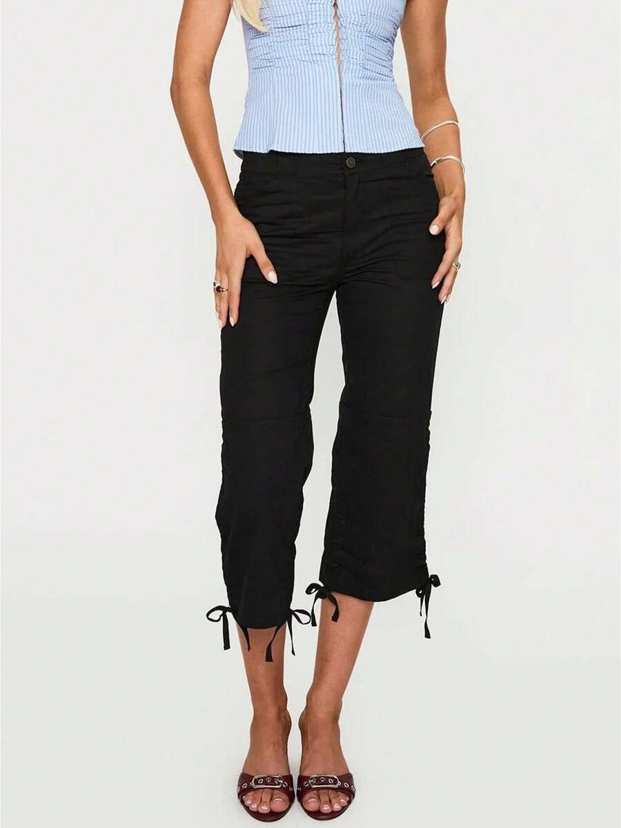 Women's Black Cropped Cargo Pants, Y2K Low Rise Ruched Capris With Bow Tie Hem - 黑色 - 查看 1