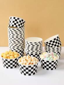 xe đua đen trắng ca rô