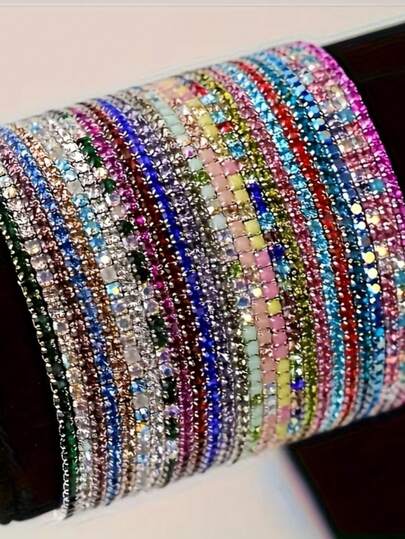 Set de 10 piezas de pulseras elegantes y bohemias con gemas brillantes de colores y estilos aleatorios, versátiles para hombres y mujeres, adecuadas para la playa, fiestas y uso diario, gran regalo para graduación, regreso a clases, cumpleaños y festividades