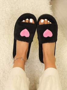 柔软毛绒心形露趾拖鞋，舒适轻便鞋底，适合居家室内穿着，春夏皆宜 - 黑色 - 查看 4