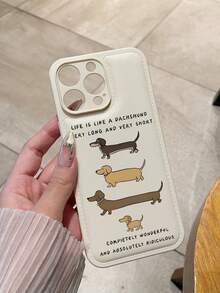 1个香肠狗字母图案凸起轮廓磨砂乳白色手机壳，兼容苹果17、Air、17 Pro、17 Pro Max、16 Pro Max、14/13、12、11 Pro Max等型号，适合作为生日礼物、送给女朋友、男朋友或自用。 - 彩色 - 查看 3