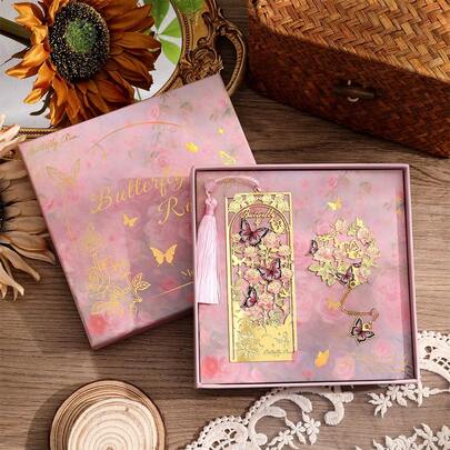 2 pezzi Segnalibri a forma di farfalla con catena rosa, segnalibri vintage in oro cavo, regali creativi con rose e fiori, artigianato, ornamenti, forniture di cartoleria per lettrici donne, amanti dei libri, regali per festival, club