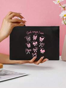 粉色蝴蝶结印花化妆包，优雅女士洗漱包，印有“她值得拥有”字样，便携式化妆品收纳包，时尚旅行配件，拉链化妆包，可收纳化妆品、刷子、配件，适用于度假、酒店、办公室、浴室等场合。可作为礼物送给朋友、姐妹，生日礼物、斋月礼物、婚礼用品、复活节礼物、伴娘回礼。 - 彩色 - 查看 6