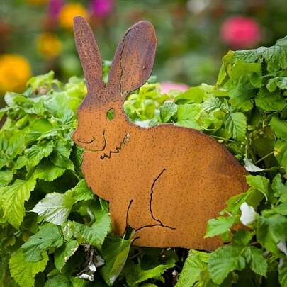 Rustic Metal Rabbit Garden Stake, 3D Rustic Bunny Silhouette, Outdoor Yard Art, Farmhouse Decor, Perfect For Christmas, Easter, Halloween, Thanksgiving Display Art Decor, No Power Required, Home & Kitchen Decor, Metal Animal Theme