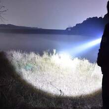 专业LED潜水手电筒 100000流明 战术手电筒 IPX8防水水下灯 潜水300米强光灯 - 潛水手電筒 - 查看 10