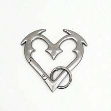 Heartbreaker Carabiner Gothic Heart-Shaped Metal Keychain Heavy Duty Bold Design Zinc Alloy Keys Bags Statement Fashion Accessories - Antique Silver - View 4