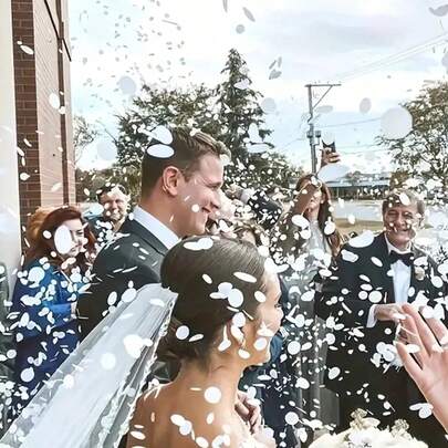 Giấy vụn hình trái tim nhiều màu sắc, giấy vụn hình trái tim nhiều màu sắc, cánh hoa giấy hình trái tim, đồ trang trí bằng giấy trang nhã, đồ trang trí đám cưới, đồ trang trí tiệc bằng giấy nhiều màu, thích hợp cho Ngày Valentine, đám cưới, kỷ niệm, sinh nhật, lễ tốt nghiệp và tiệc cô dâu, trang trí đám cưới, trang trí nhà cửa, trang trí phòng, quà tặng tiệc, quà cưới, trang trí sinh nhật.