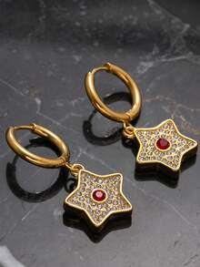 2只时尚嘻哈风不锈钢男士星形水钻耳环，适合男士日常穿搭、节日、约会、订婚、婚礼、送礼等场合。 - 金色 - 查看 2