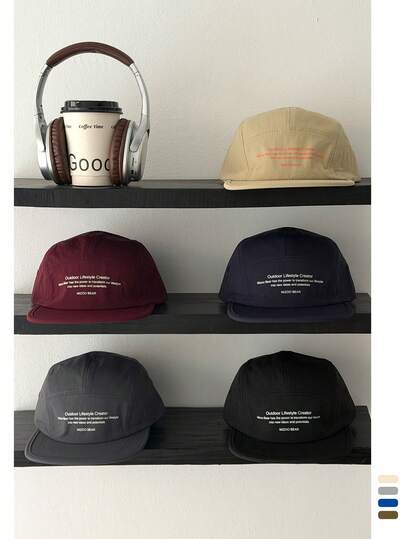 1pc Soft Crown Hiphop Street Flat Brim Cap, Women Spring Summer Small Letter Fashion Versatile 5-Panel Hat, Adjustable Large Head Circumference, Simple Short Brim Hat, Outdoor Skateboard Street Dance Snapback Cap, Skater Hippie Chicks Style