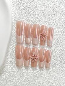 10片装温柔迷人亚克力美甲套装，亚克力压制甲片，手工五瓣粉色渐变花朵美甲装饰，裸色法式风格，是送给女性和女孩的理想礼物，包含美甲工具（1片果冻贴+1个指甲锉），3种尺寸：杏仁形、鸭嘴形、棺材形，适合日常、派对、摄影、婚礼、办公室等场合。手工压制美甲用品 - 彩色 - 查看 18