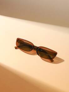 一套女士Y2K潮流引领者黑色纤细椭圆形镜框防紫外线镜片大胆前卫时尚眼镜，适合周末探险和拍照 - 彩色 - 查看 9