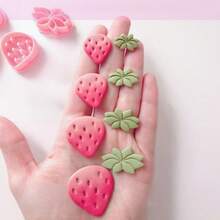 2/8件套多尺寸可爱草莓软陶切割器 – 可爱粉色剪影，夏季波西米亚风手工必备，适用于DIY耳环、现代珠宝吊坠、装饰品和甜蜜礼物 - 粉色 - 查看 4