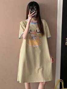 女士条纹黄色卡通拼接休闲圆领睡裙，适合春夏穿着 - 黃色 - 查看 7
