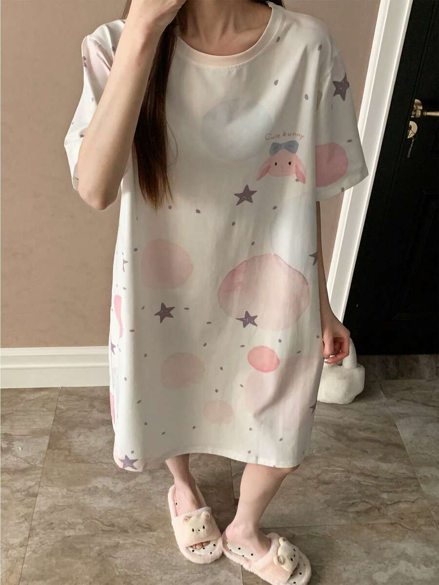 女士宽松休闲星月卡通印花圆领短袖中长款睡裙，粉色，夏季
