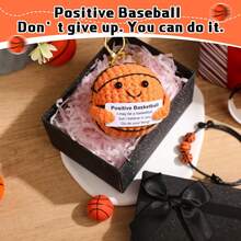 1个钩织迷你篮球礼品，适合篮球爱好者、男女篮球运动员作为生日礼物，精心钩织的篮球玩偶，充满运动活力，可爱设计搭配励志标语。感到疲惫时，捏捏它就能瞬间恢复精神。 - 彩色 - 查看 10