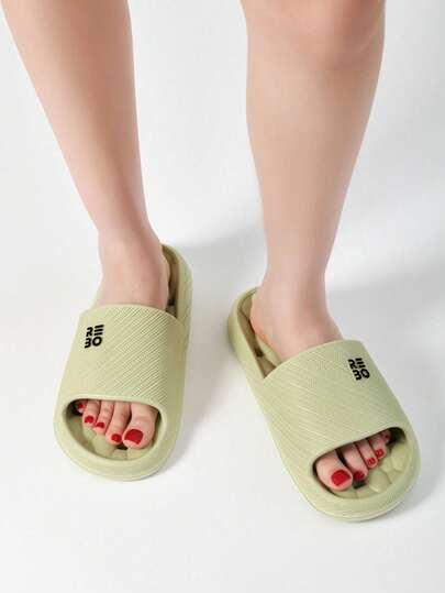 Soft Bottom Summer Bathroom Slippers, Breathable Hollow Couple House Slippers, Massage EVA Hotel Slippers For Men And Women